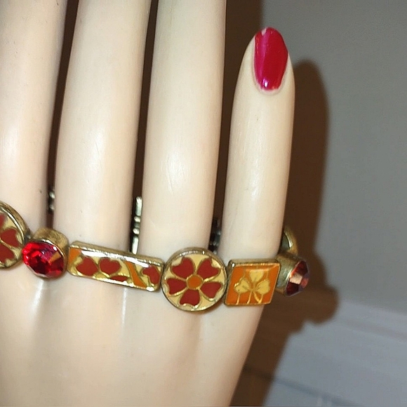 Stretchy Enamel Bracelet w/ Ruby & Garnet Crystals NWT - Picture 3 of 16